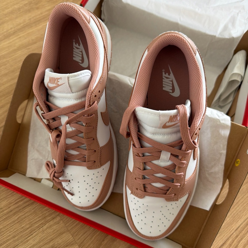 Nike Dunk Low - White / Rose Whisper - Women's size 10
New in box 📦 DD 1503 118